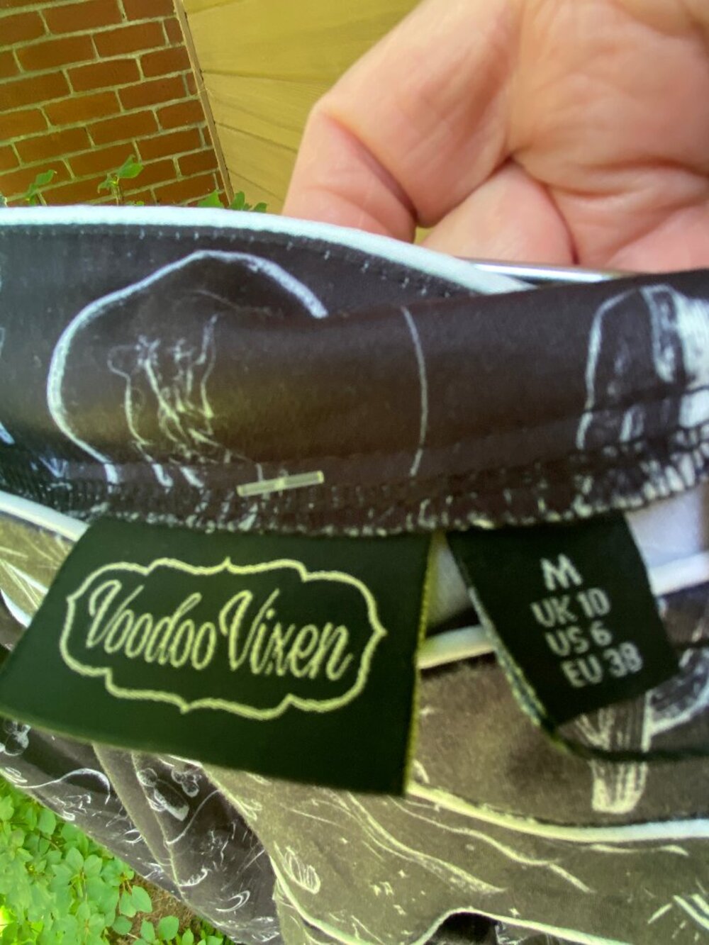NWT Voodoo Vixen Brand Crescent Moon/Cactus Retro Western Skirt - Size 6 USA - Picture 4 of 5